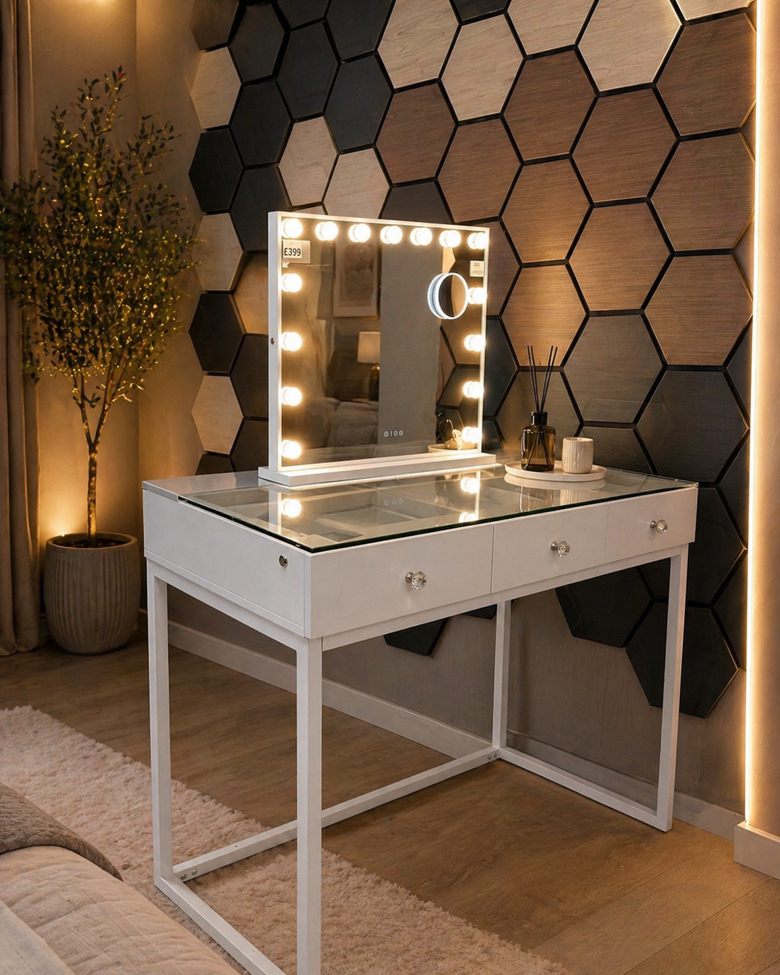 Hollywood Vanity Desk: Your Personal Beauty Station