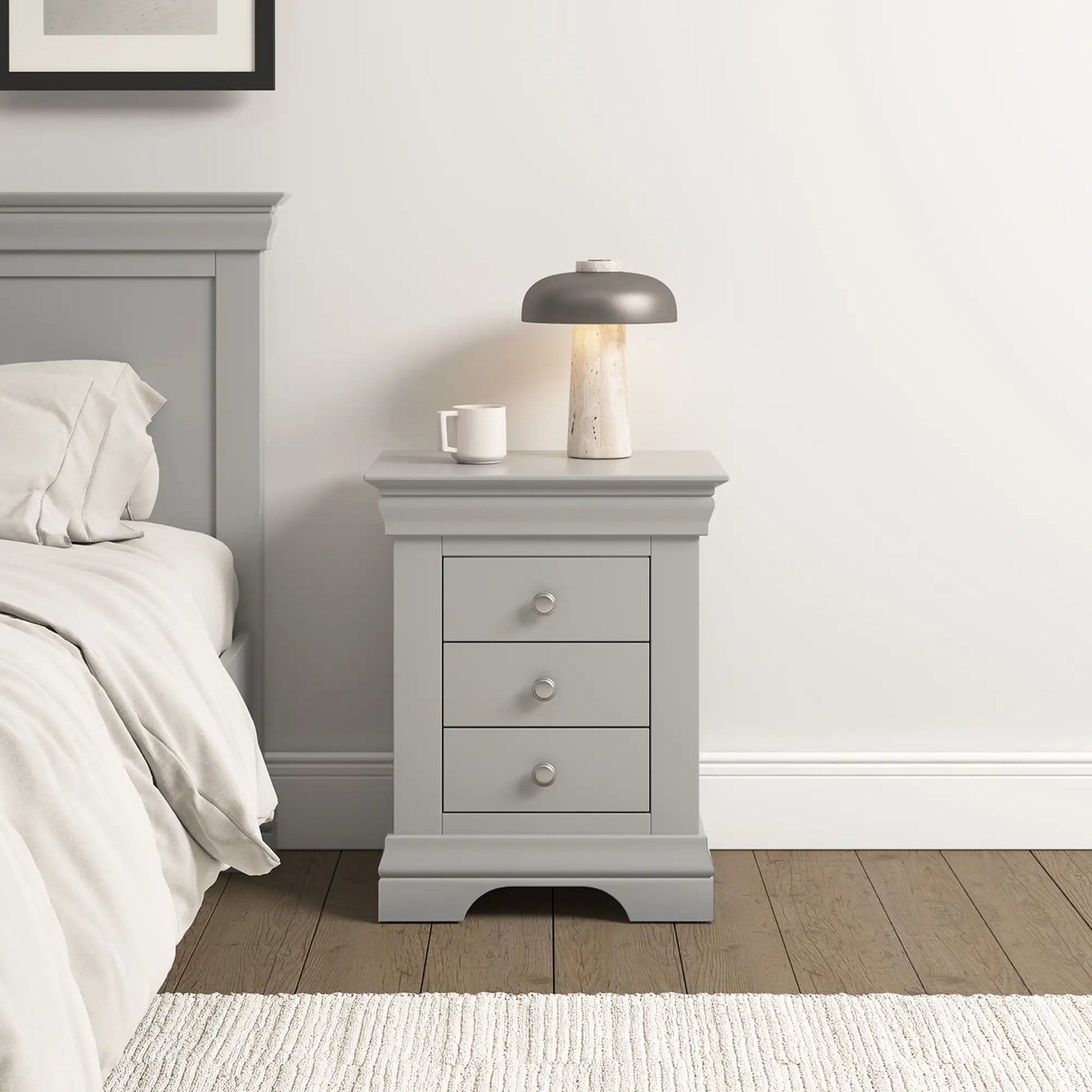 Bordeaux 3 Drawer Bedside   Pebble Grey  10