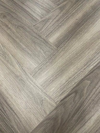 Self Adhesive Wood Effect Vinyl Flooring Tiles - 36x Floor Planks