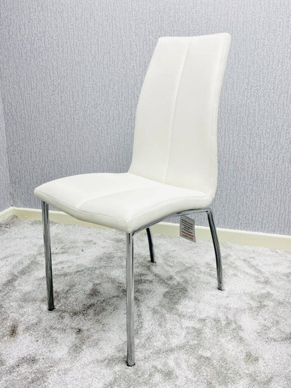 Morano Dining Set with 4 Carlo Chairs