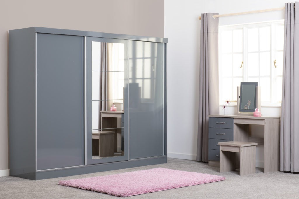 Nevada 3 Door Sliding Wardrobe – Grey Gloss / Black Gloss / White Gloss Finish