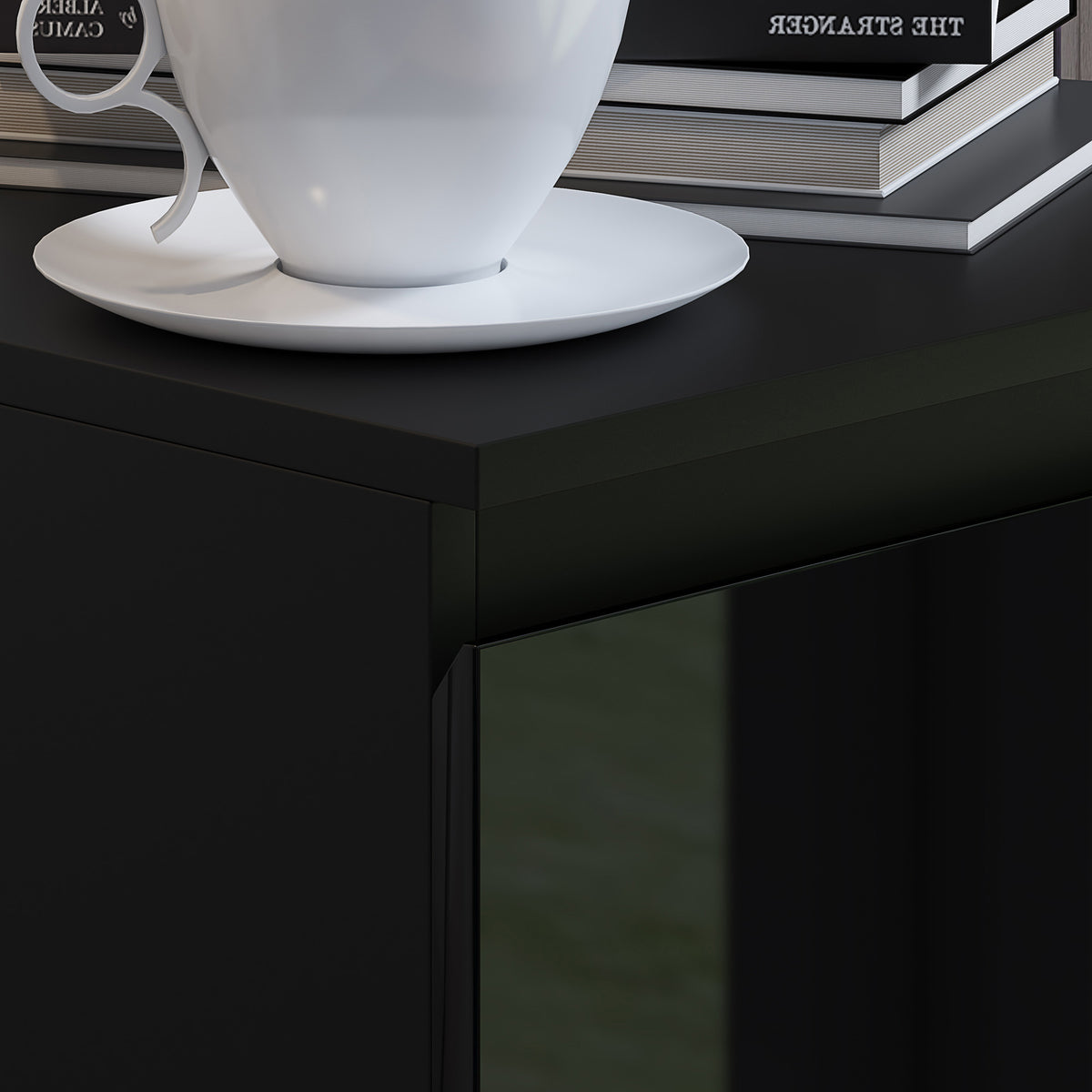 Stora 4 Drawer Chest of Drawers - Black Gloss Front