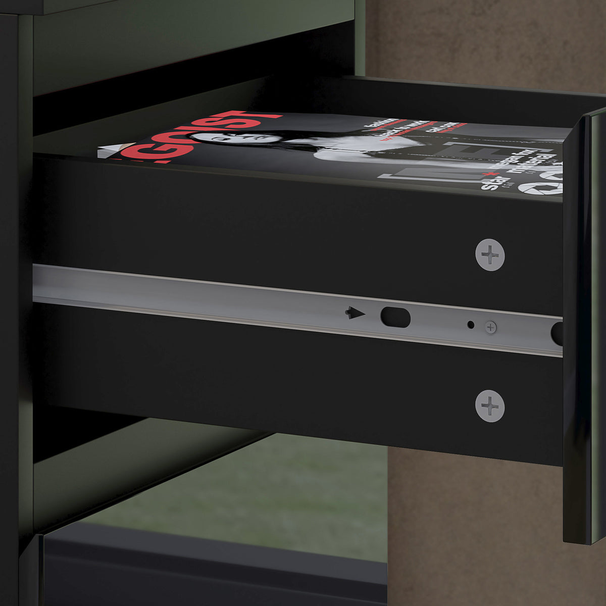 Stora 4 Drawer Chest of Drawers - Black Gloss Front