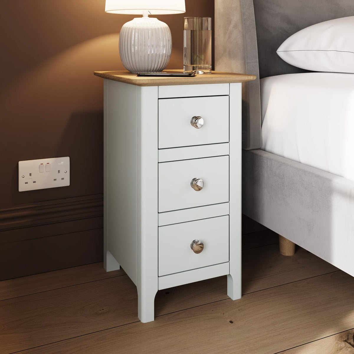 Taberno Oak 3 Drawer Bedside Table Nightstand Cabinet Linen White